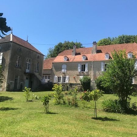 Chez Zoiseau Et Zoiseautte Bed & Breakfast Chassigny Bagian luar foto