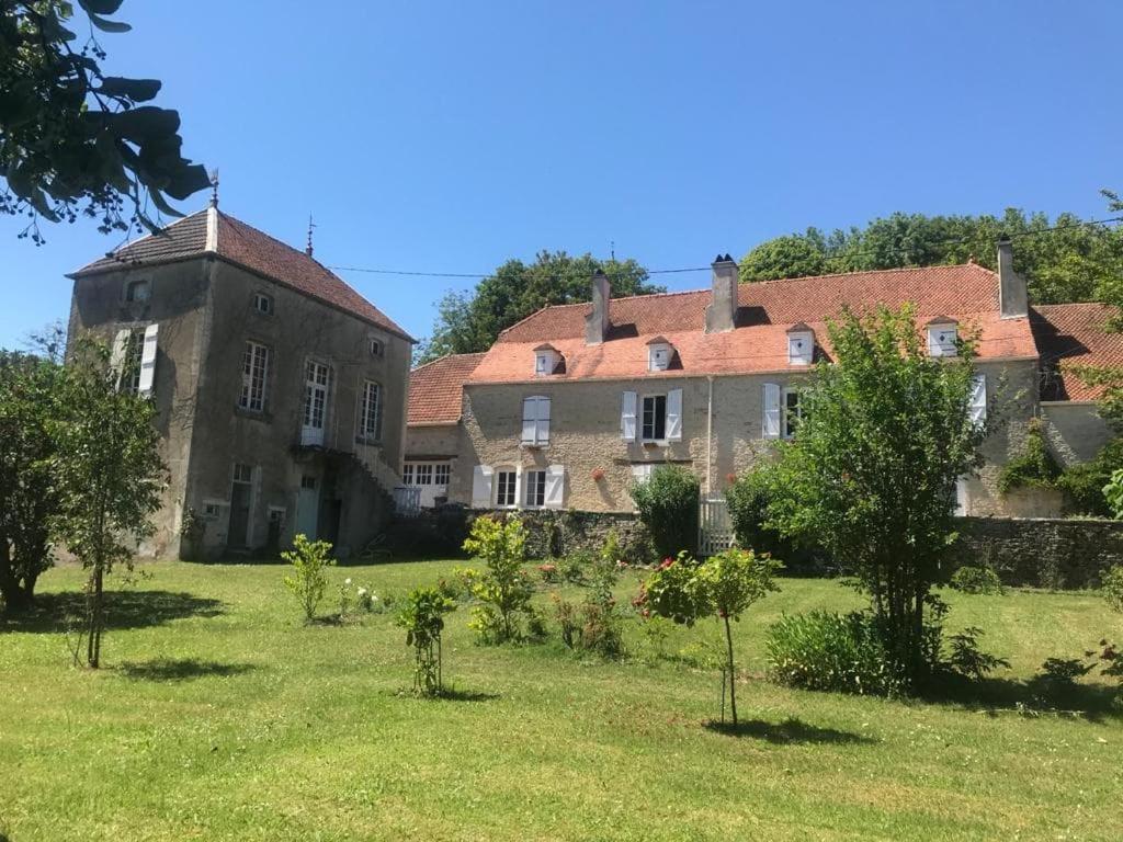 Chez Zoiseau Et Zoiseautte Bed & Breakfast Chassigny Bagian luar foto