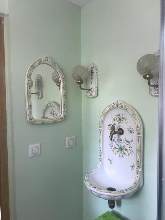 Chez Zoiseau Et Zoiseautte Bed & Breakfast Chassigny Bagian luar foto