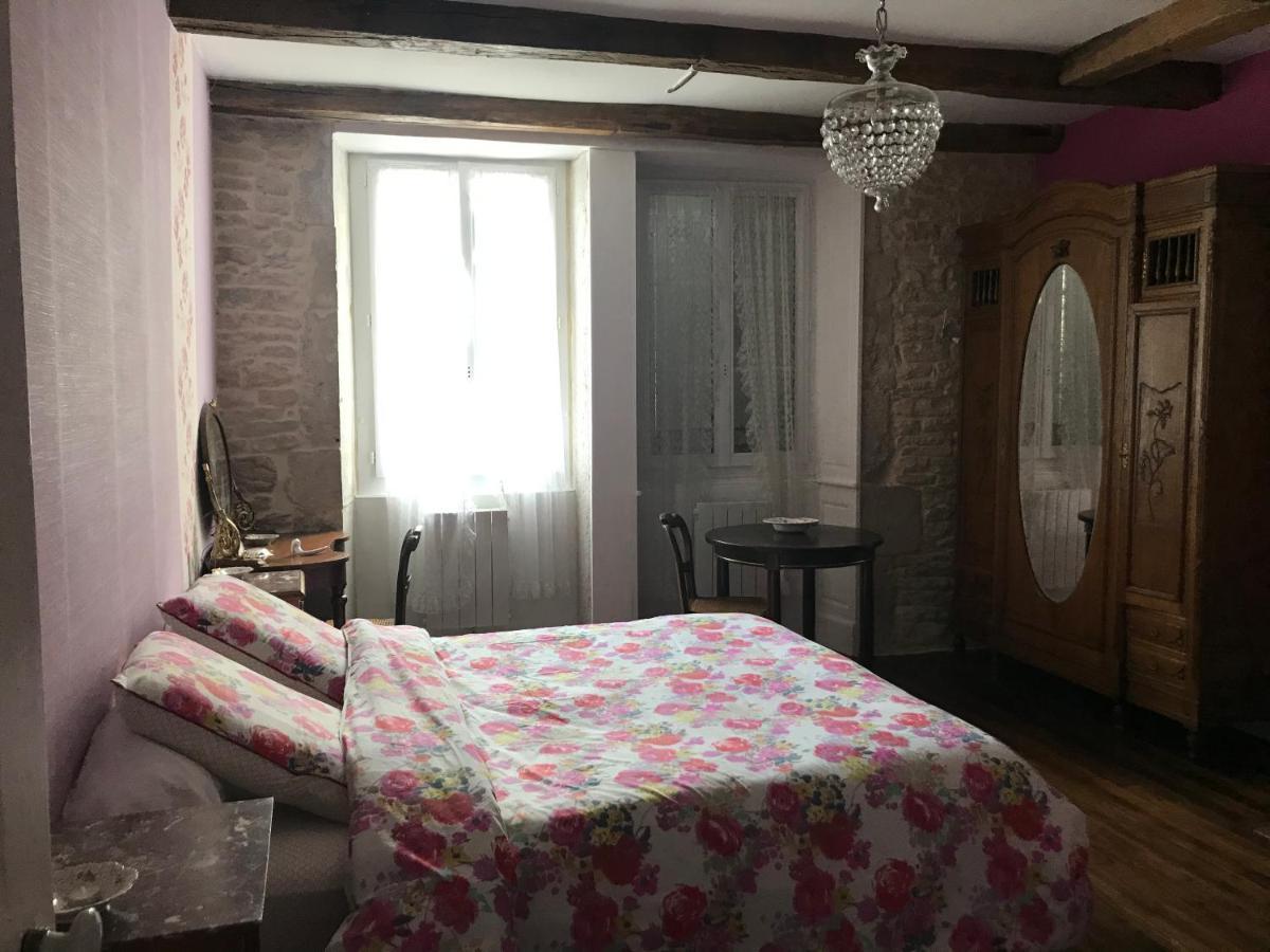 Chez Zoiseau Et Zoiseautte Bed & Breakfast Chassigny Bagian luar foto