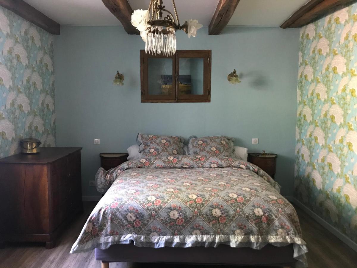 Chez Zoiseau Et Zoiseautte Bed & Breakfast Chassigny Bagian luar foto